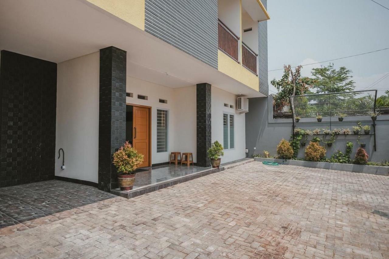 Reddoorz Syariah Near Pahoman Stadium Lampung Bandar Lampung Zewnętrze zdjęcie